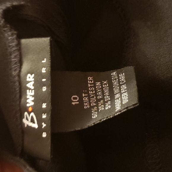 Girls black skirt Size 10 - Picture 2 of 7